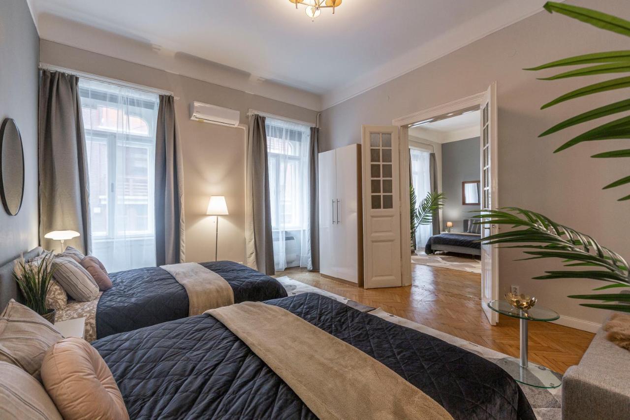 Spacious & Cozy Downtown Apartment With Balcony Budapest Exterior photo